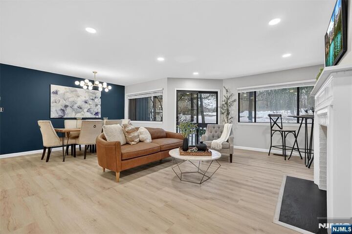 Property Photo:  175 Redwood Court  NJ 07446 