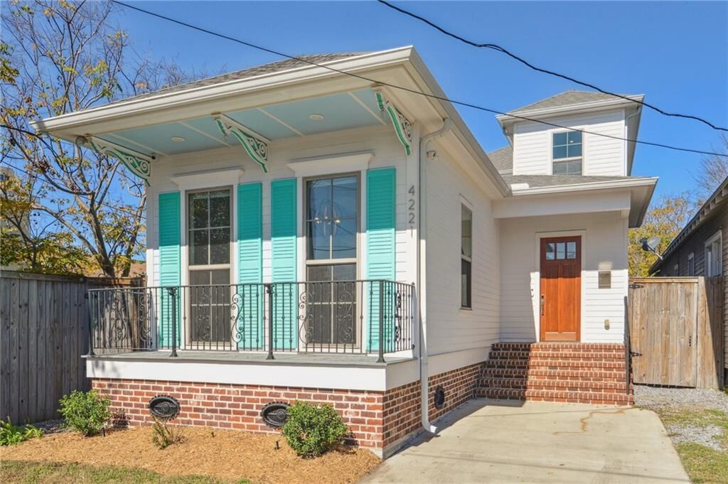 Property Photo:  4221 S Robertson Street  LA 70115 