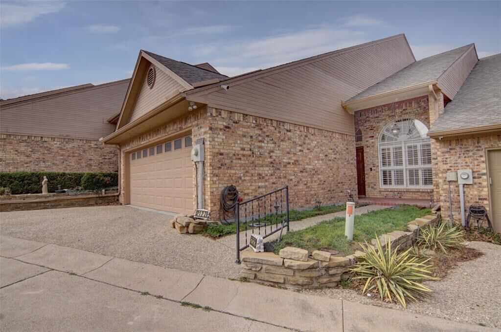 Photo de la propriété: 2122 Clear Lake Road TX 76087