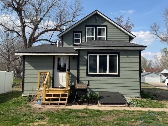 Property Photo:  1309 Marble St  IA 51040 