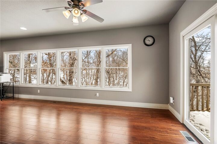 Property Photo:  24 Kirkliston Lane  AR 72715 