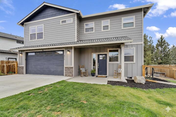 Property Photo:  2260 NE Indigo Lane  OR 97701 