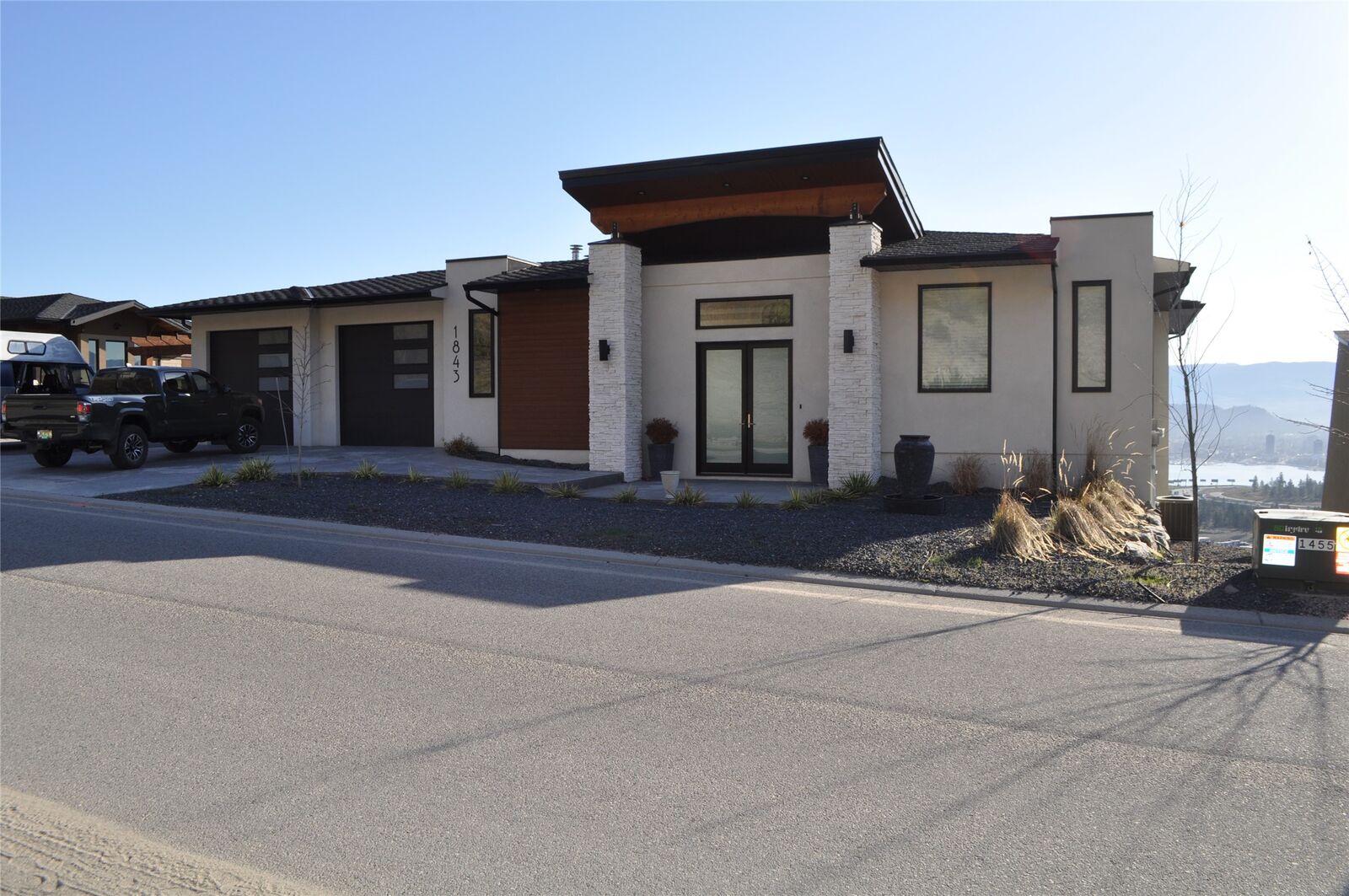 Property Photo:  1843 Diamond View Drive  BC V1Z 4B7 