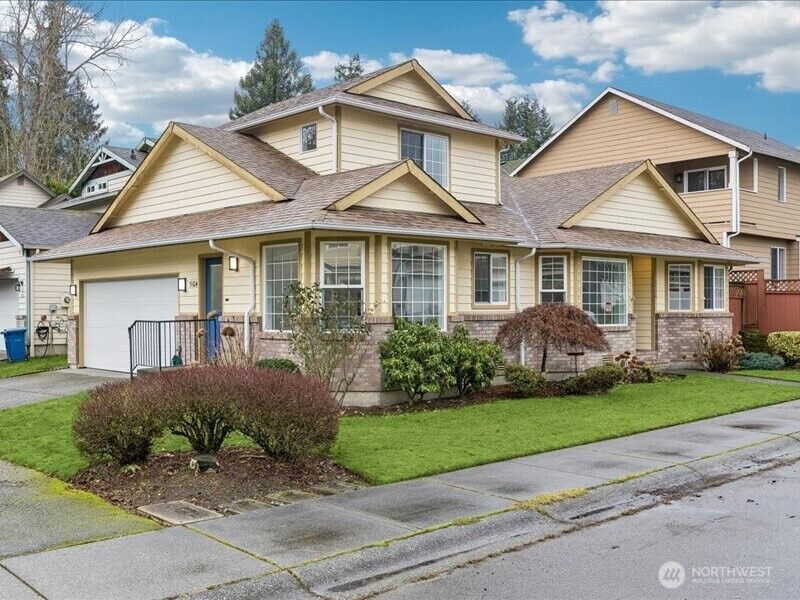 Property Photo:  5104 SW 154th Street SW Street  WA 98026 