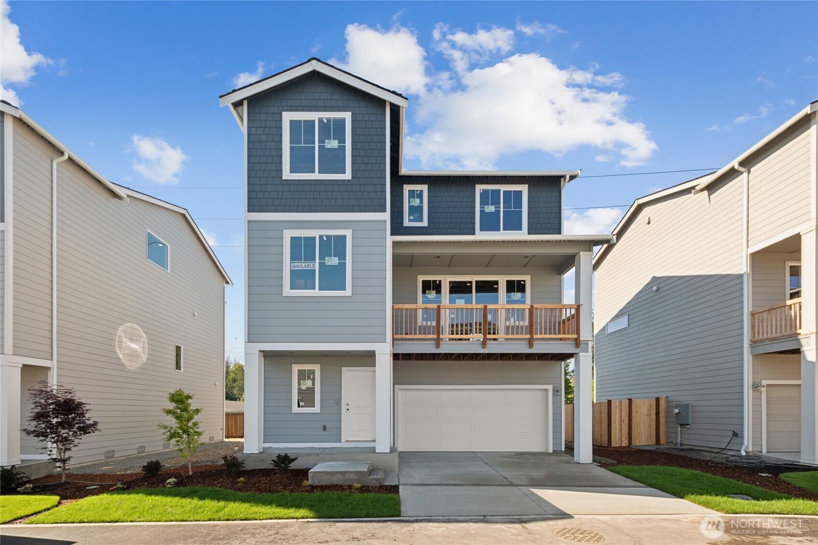 Property Photo:  18519 SE 271st Court  WA 98042 