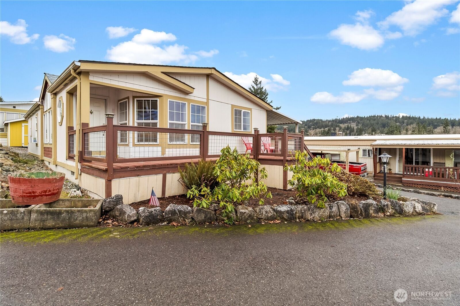 Property Photo: 1200 Lincoln Street 193 WA 98229