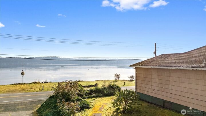 Property Photo:  4710 NE North Shore Road  WA 98528 
