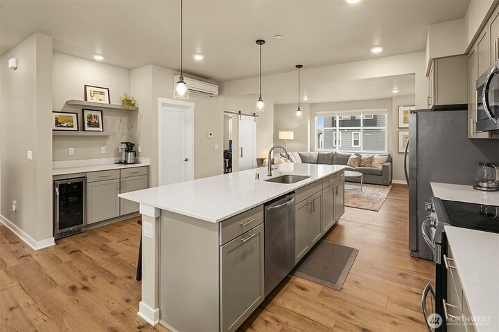 Property Photo:  22928  80th Park West  WA 98026 