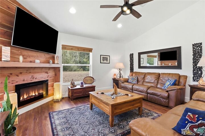 Property Photo:  6368 E Grantham Court  FL 34442 