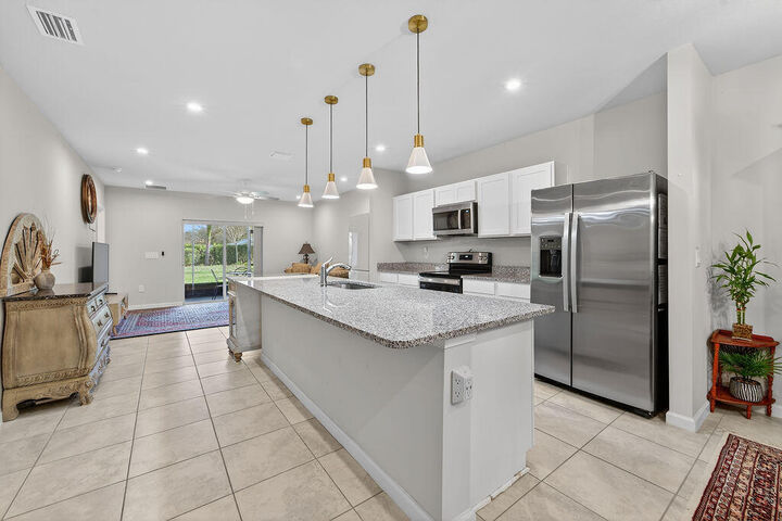 Property Photo:  237 Raspberry Road  FL 34981 