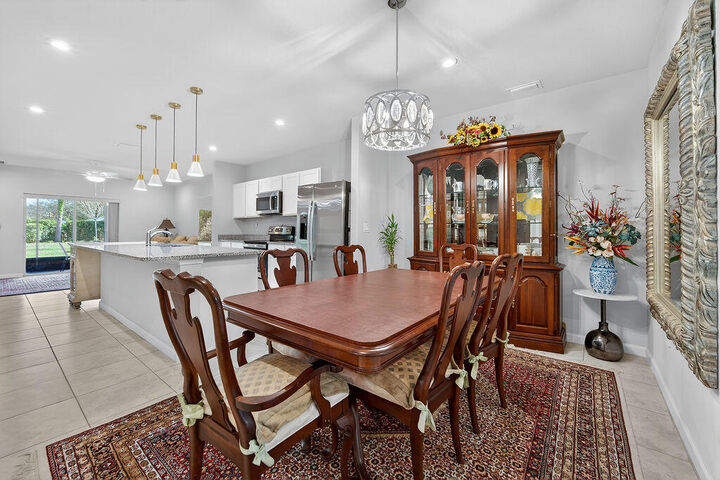 Property Photo:  237 Raspberry Road  FL 34981 