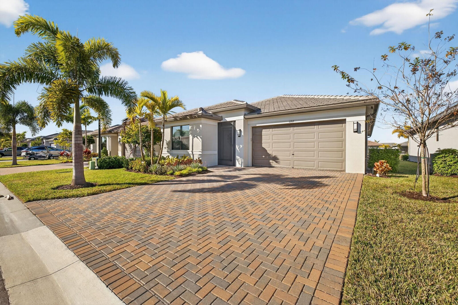 Property Photo: 11919 SW Backshore Drive FL 34987