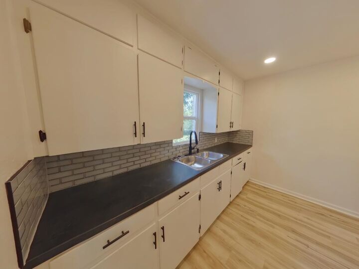 Property Photo: 2323 E Stadium Dr KS 67214