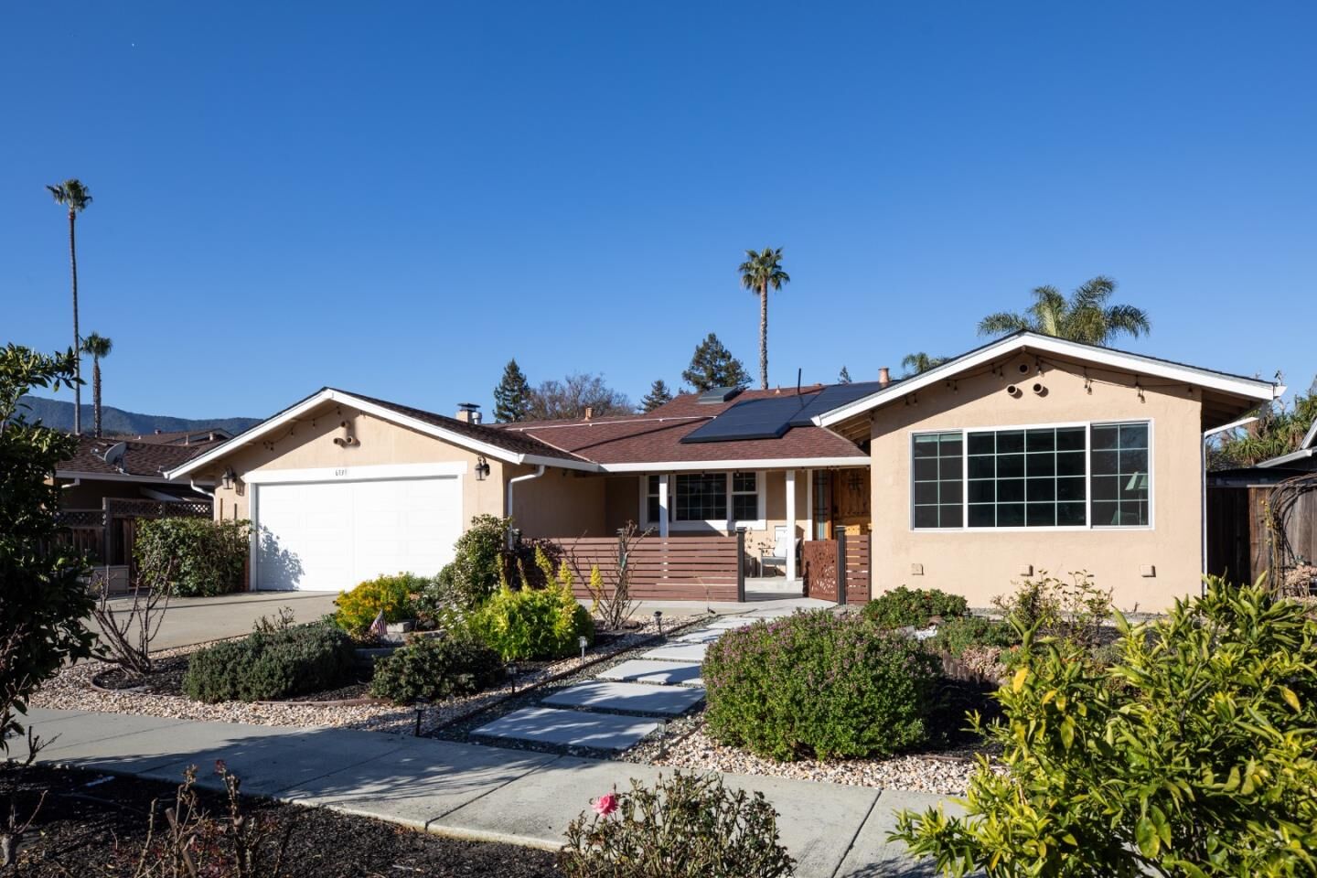 Property Photo:  6139 Meridian (Quiet Side) Avenue  CA 95120 