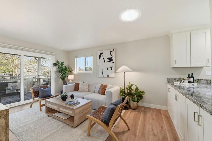 Property Photo:  171 East Empire Street  CA 95112 