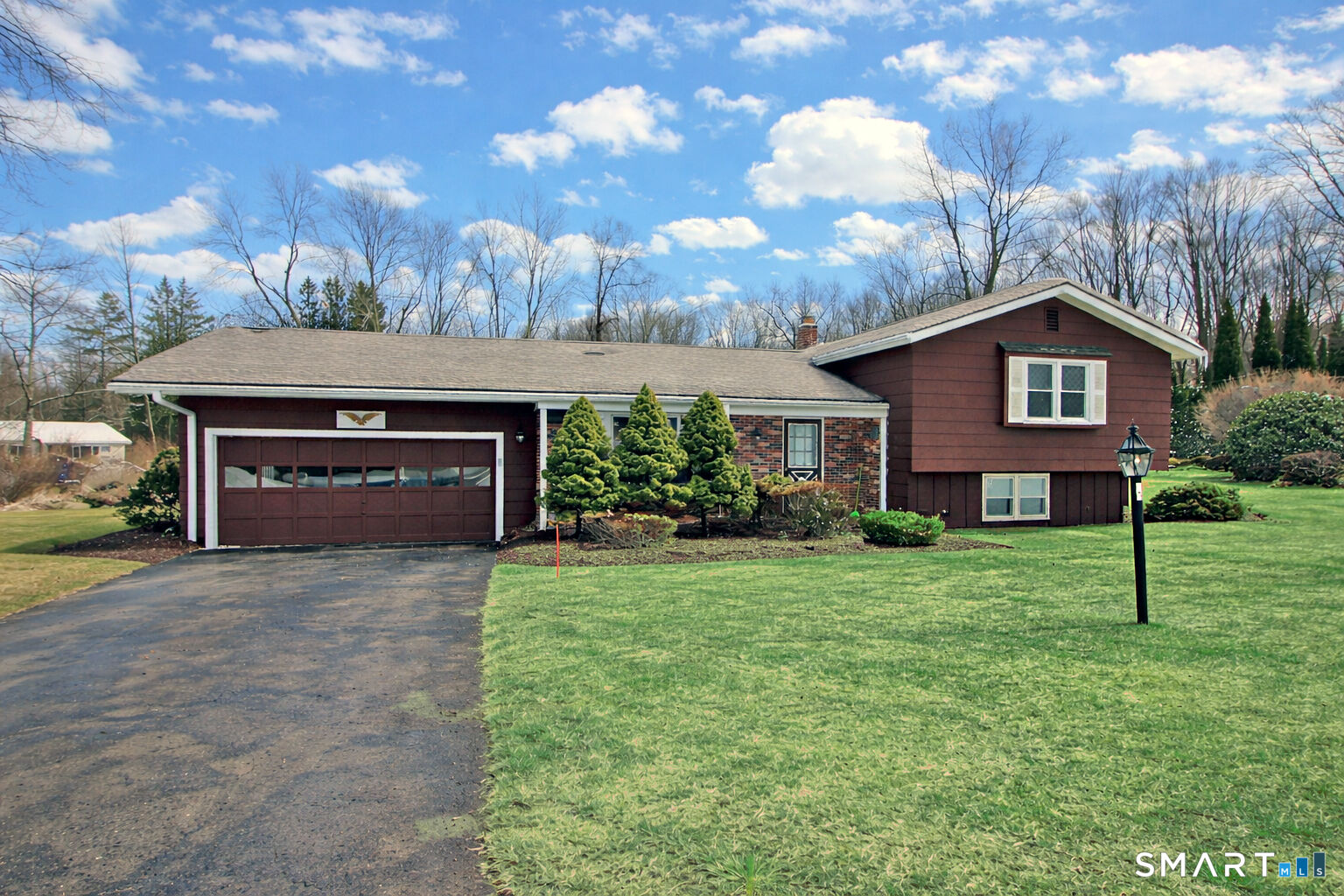 Property Photo: 29 Middlefield Road CT 06478