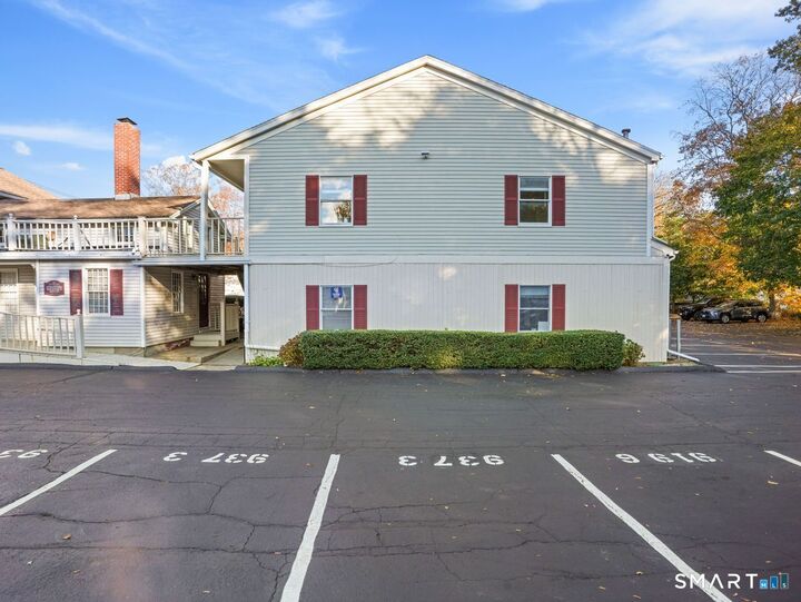 Property Photo:  919 Stratford Avenue Ste 7  CT 06615 