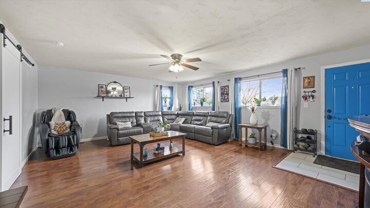 Property Photo:  420 S Edison Pl  WA 99336 