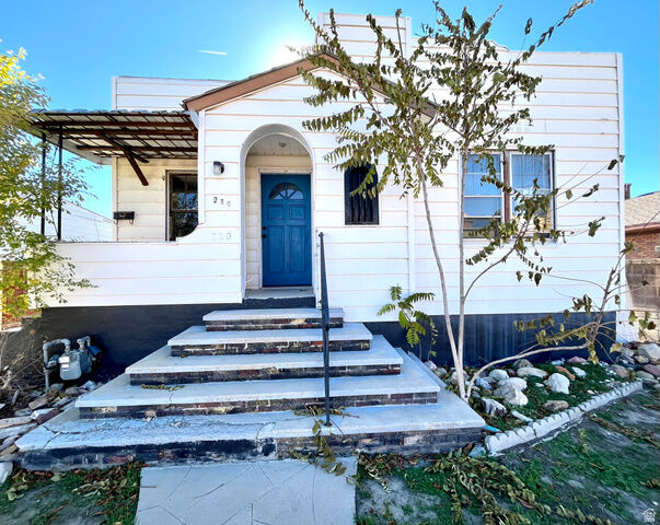 Property Photo:  230 E 100 S  UT 84501 