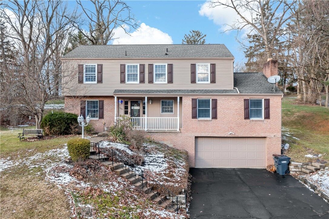 Property Photo:  1523 Hastings Mill Rd  PA 15241 