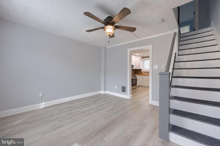 Property Photo:  587 Zook Avenue  PA 17602 