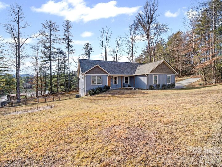 Property Photo: 12 Crystal Cove Drive NC 28739