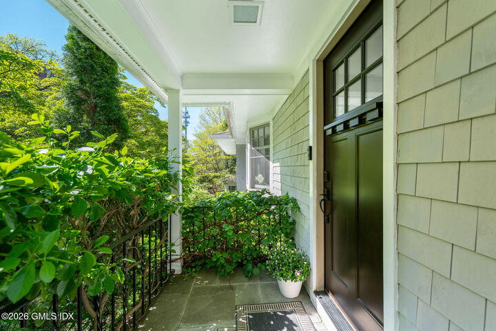 Property Photo:  51 Glen Road  CT 06830 