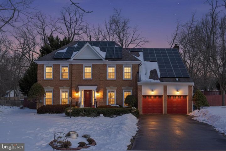 Property Photo:  600 Seminole Creek Way  MD 20904 