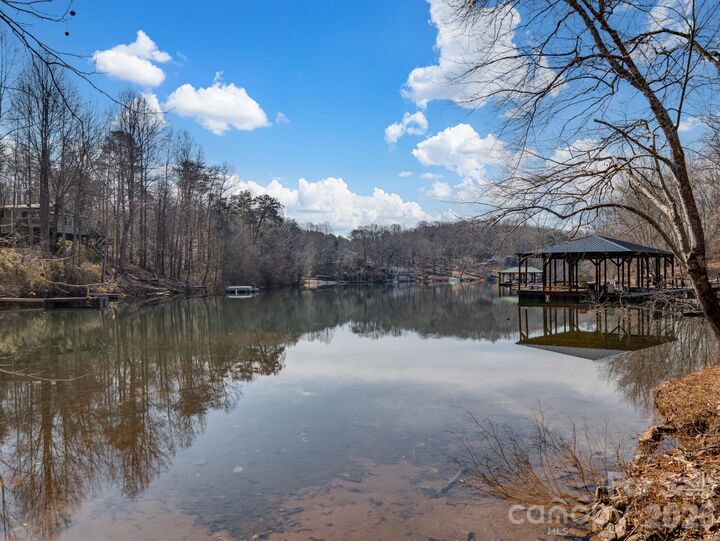 Property Photo:  239 Old Lion Road  NC 28625 