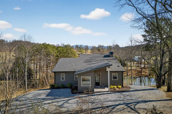 Property Photo:  76 Murray Hill Terrace  NC 28904 