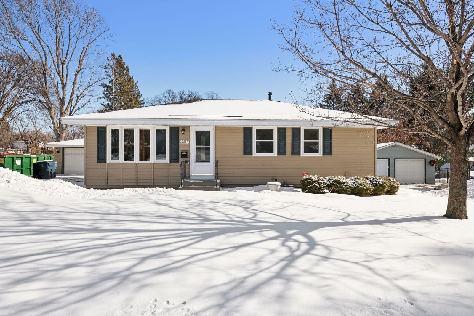 Property Photo:  10817 Xerxes Avenue S  MN 55431 