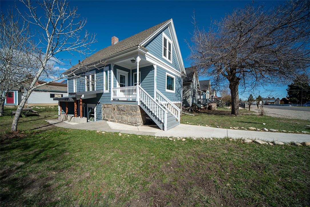 Property Photo:  315 Platt Avenue S  MT 59068 