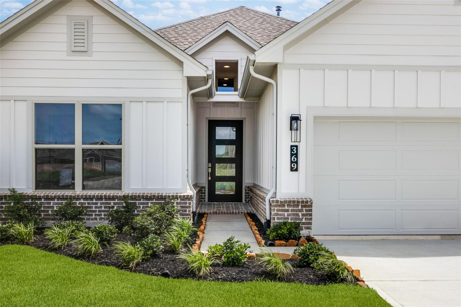 Property Photo:  369 Covey Lane  TX 77474 