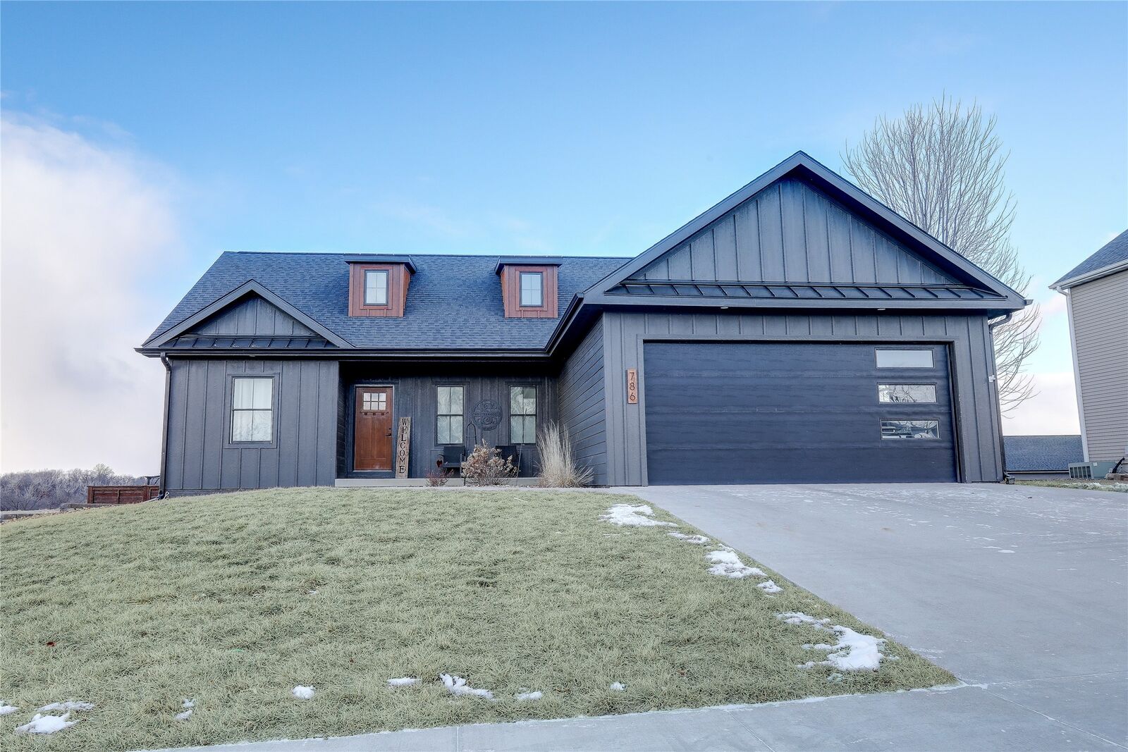 Property Photo:  786 183rd Place  IA 50219 