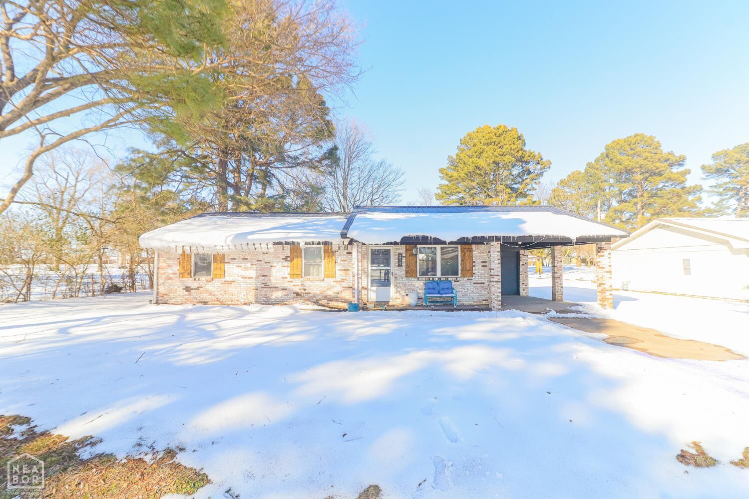 Property Photo:  214 Devine Street  AR 72473 