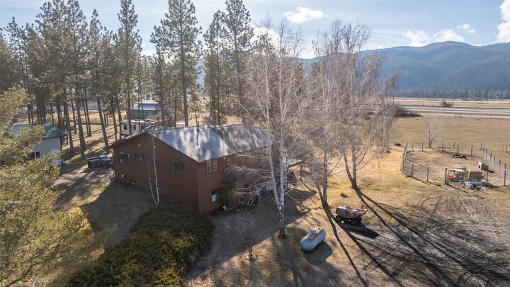 Property Photo: 16775 Scheffer Lane MT 59834