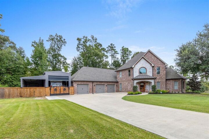 Property Photo:  1828 Burnette Bay Drive  LA 70611 