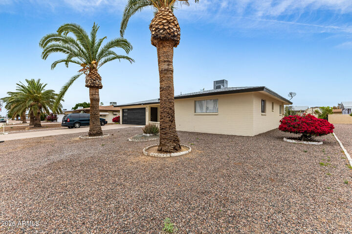 Property Photo: 6740 E Adobe Street AZ 85205