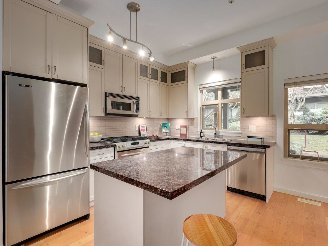 Property Photo:  250 Salter Street 124  BC V3M 0B7 