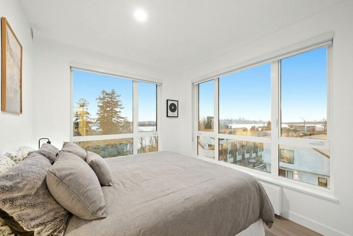 Property Photo:  707 E 3rd Street 304  BC V7L 1G8 