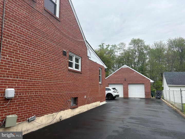 Property Photo:  1192 Parkway Avenue Apt 2  NJ 08628 