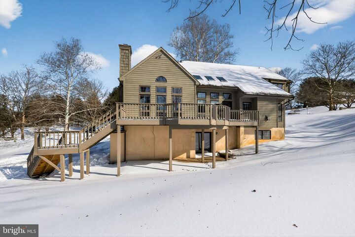 Property Photo:  203 Barn Hill Road  PA 19382 