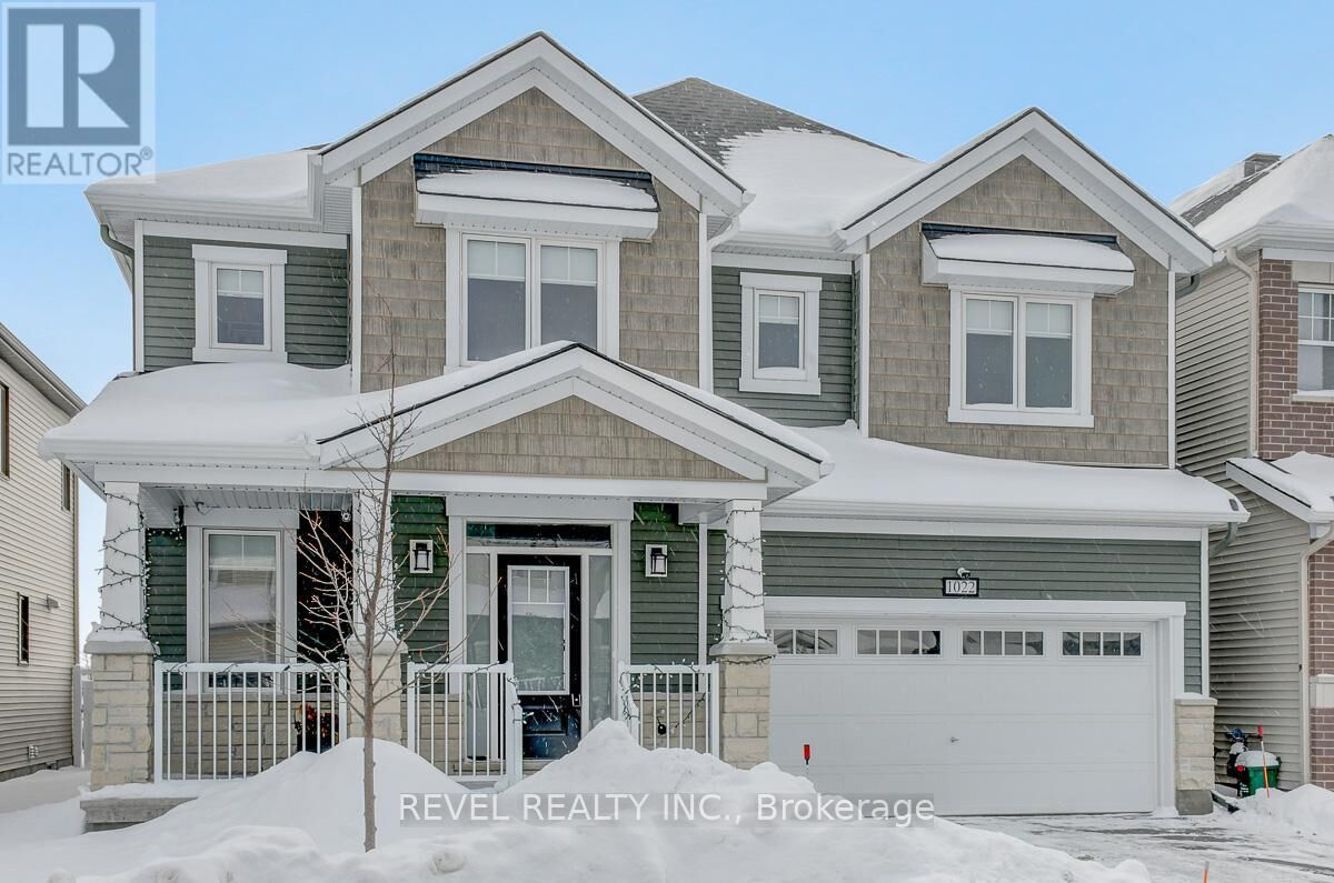 Property Photo:  1022 Showman Street  ON K0A 2Z0 