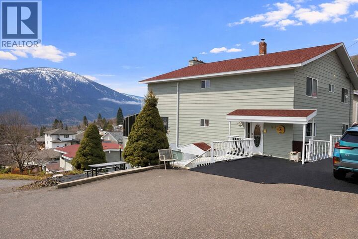 Property Photo: 801 Houston Street BC V1L 5J3