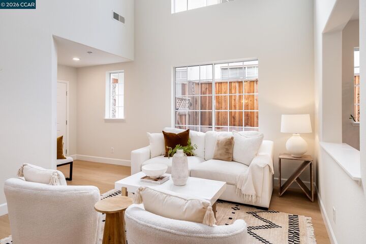 Property Photo: 170 Shadowhill Cir CA 94583