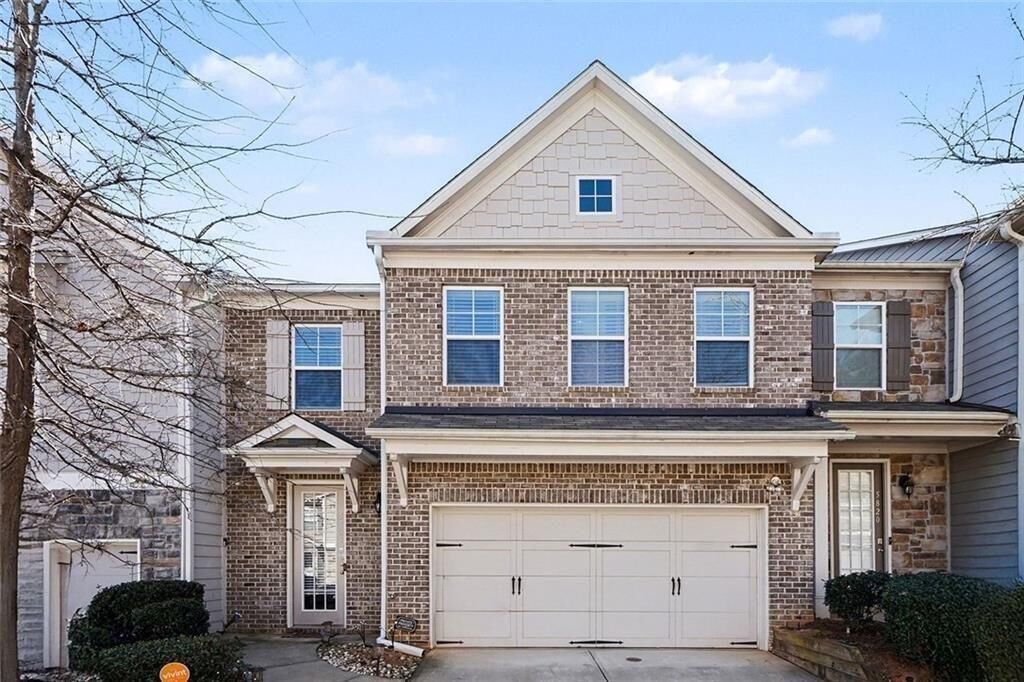 Property Photo: 5822 Keystone Point GA 30058