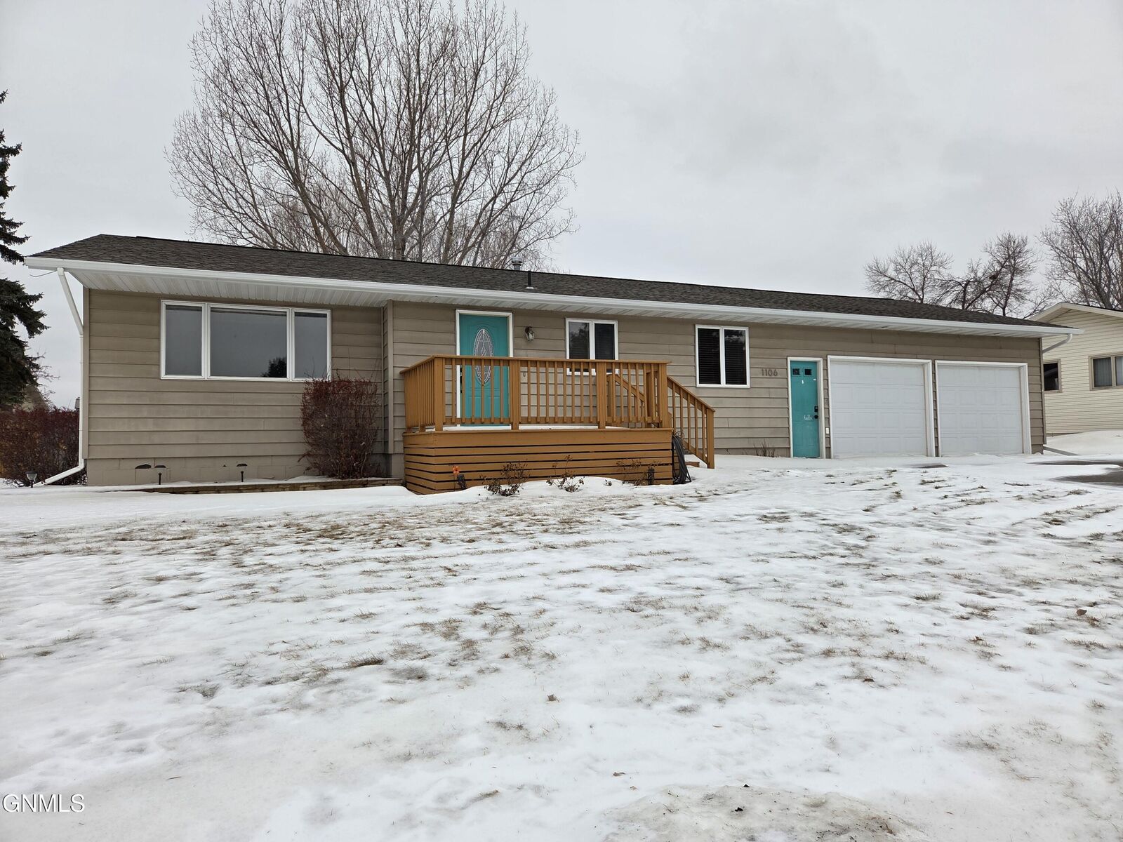 Property Photo:  1106 Cannon Lane  ND 58577 