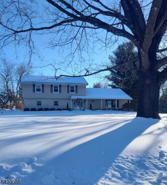 Property Photo:  9 Sunrise Cir  NJ 08809 