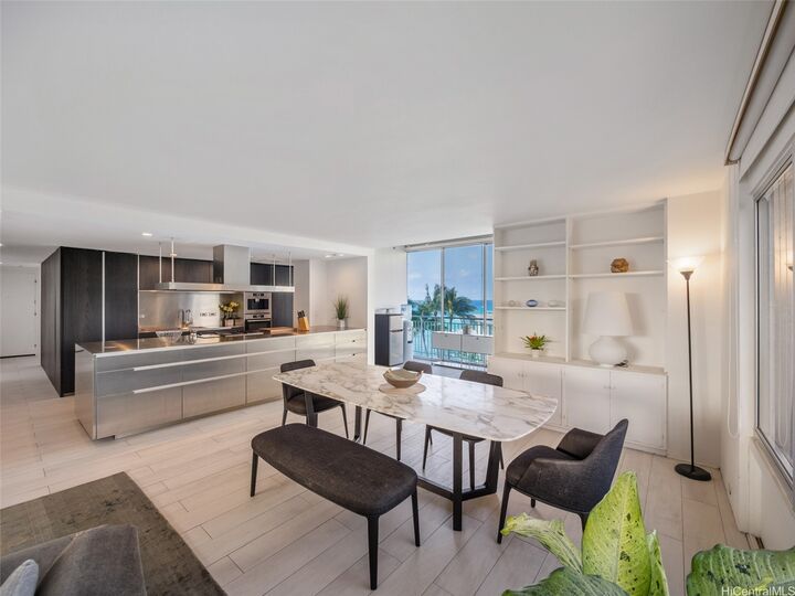 Property Photo:  2969 Kalakaua Avenue 505  HI 96815 