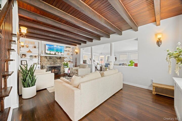 Property Photo:  629 Hillside Avenue  NY 10543 